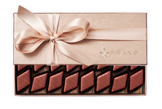 15pc-milk-hazelnut-diamonds-champagne-champagne-FY24