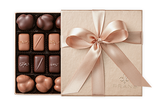 18pc-dark-milk-nuts-caramels-champagne-champagne-FY24