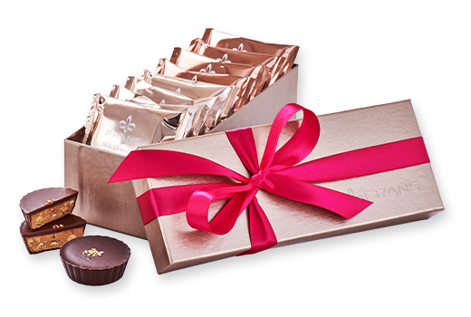 8pc-dark-milk-peanut-butter-cups-champagne-fuchsia-FY24