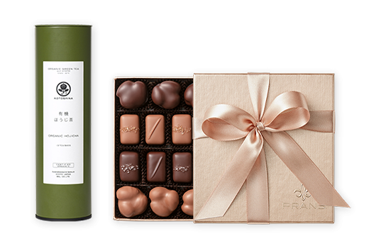 SignaturePairing-18pc-nut-caramel-kotoshina-hojicha-champagne-champagne-FY23.png